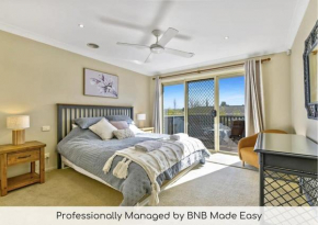 Goldfinch Way Stunning & Spacious Home Sleeps 11